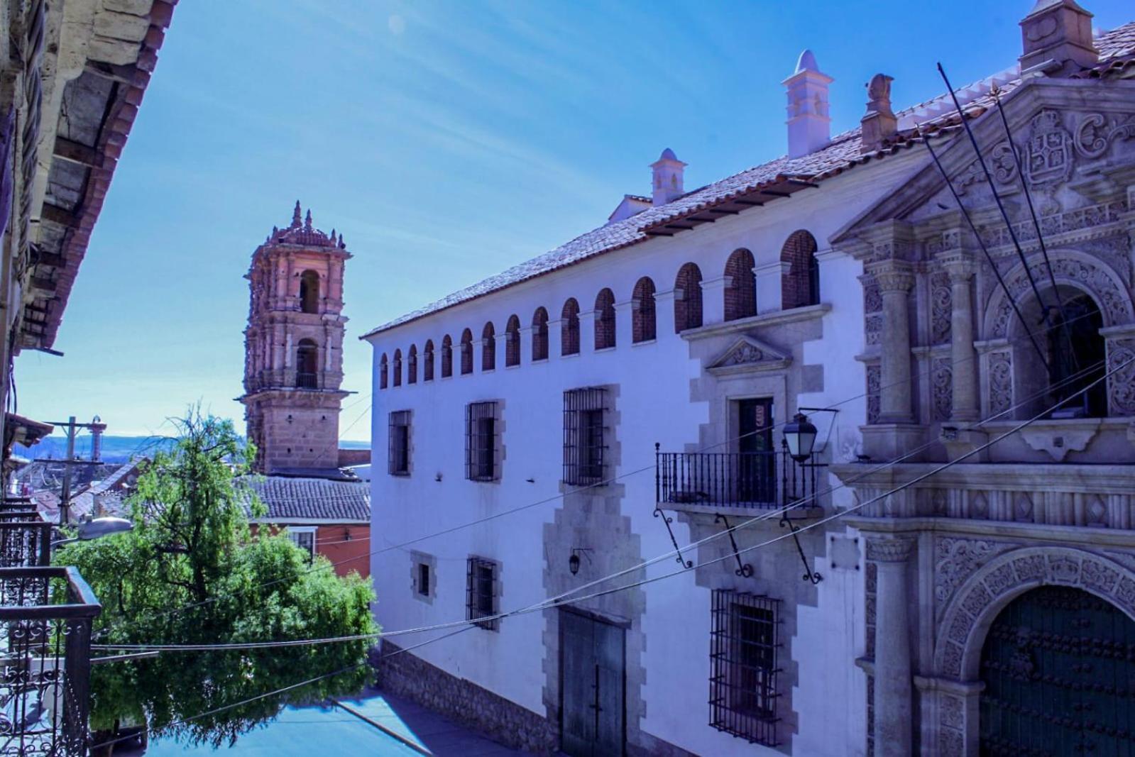Hostal La Realeza Потоси Экстерьер фото